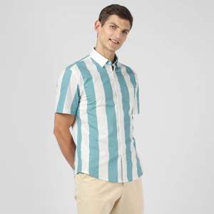 Chemise de plage à fleurs hawaïennes pour hommes-Tissu à séchage rapide, idéal pour les événements au bord de la piscine et les escapades tropicales - Product Image 3