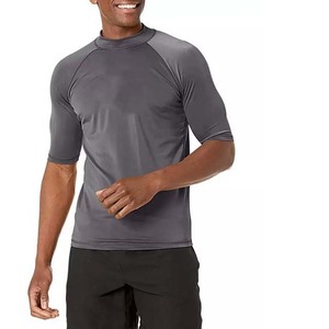 T-shirts Rash Guard OEM pour hommes, confortables et respirants, en coton et polyester, bonnes coutures, manches courtes, protection solaire pour adultes - Product Image 1