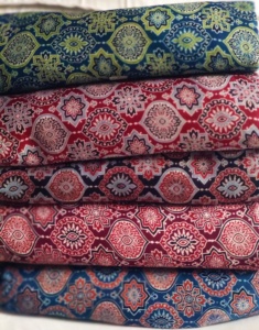 100% tela de seda Modal para niñas Ajrakh tinte Natural para bodas vestidos cortinas ropa de dormir traje de baño cojines ropa de cama - Product Image 4