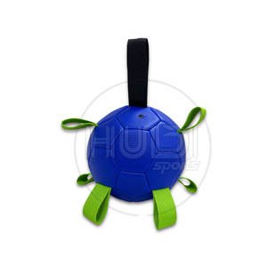 Jouet de football en caoutchouc durable et écologique pour animaux de compagnie, jouet imperméable pour chiens pour un plaisir en plein air sans fin - Product Image 1