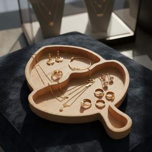 Plateau de service en bois motif ours en peluche très demandé, écologique, décoratif, polyvalent, idéal pour les cadeaux et la présentation des aliments, disponible à la vente - Product Image 6