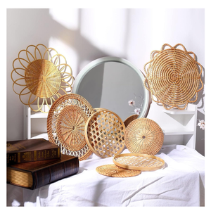 Plato Individual Natural tejido a mano de Vietnam de ratán estilo bohemio para servir comida y decoración de comedor - Product Image 1