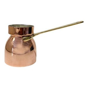 Cafetière en cuivre de luxe artisanale, mettant en valeur un savoir-faire métallique, un design écologique et des traditions culturelles du café intemporelles - Product Image 3