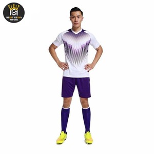 Uniforme de Fútbol de Manga Corta con Cuello Redondo, Transpirable, de Secado Rápido, de Alta Calidad, para Equipo, Talla Grande, Duradero, 100% Poliéster, Personalizable - Product Image 5