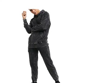 Mono de cuello redondo de Color sólido, mono de estilo con parche de bolsillo, chándales de Primavera de tela ligera para hombres - Product Image 3