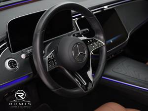 Mercedes-Benz Classe E E 200 Berlina di Lusso Automatica Usata 2024 |   Pronto per l'esportazione - Product Image 2