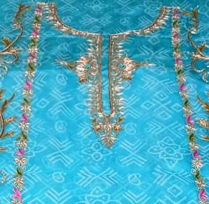 Designer moderne non cousu brodé à la main indien Fashion-Forward costumes pour femmes pour les fêtes belle traditionnelle chère - Product Image 1