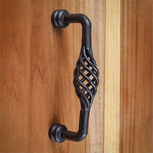Manija de Puerta de Hierro Forjado Ecológica con Acabado Negro, Perfecta para Decoración de Hogares, Hoteles, Escuelas y Villas - Product Image 1