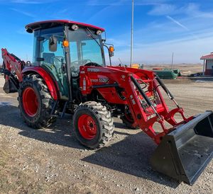 Tractor de Ruedas Usado TYM 5520CH 2025, Potencia Nominal de 55HP, Transmisión por Engranajes, 30001-40000 Horas de Uso, 1300kg de Peso, Bomba de Caja de Cambios para Uso Agrícola - Product Image 1