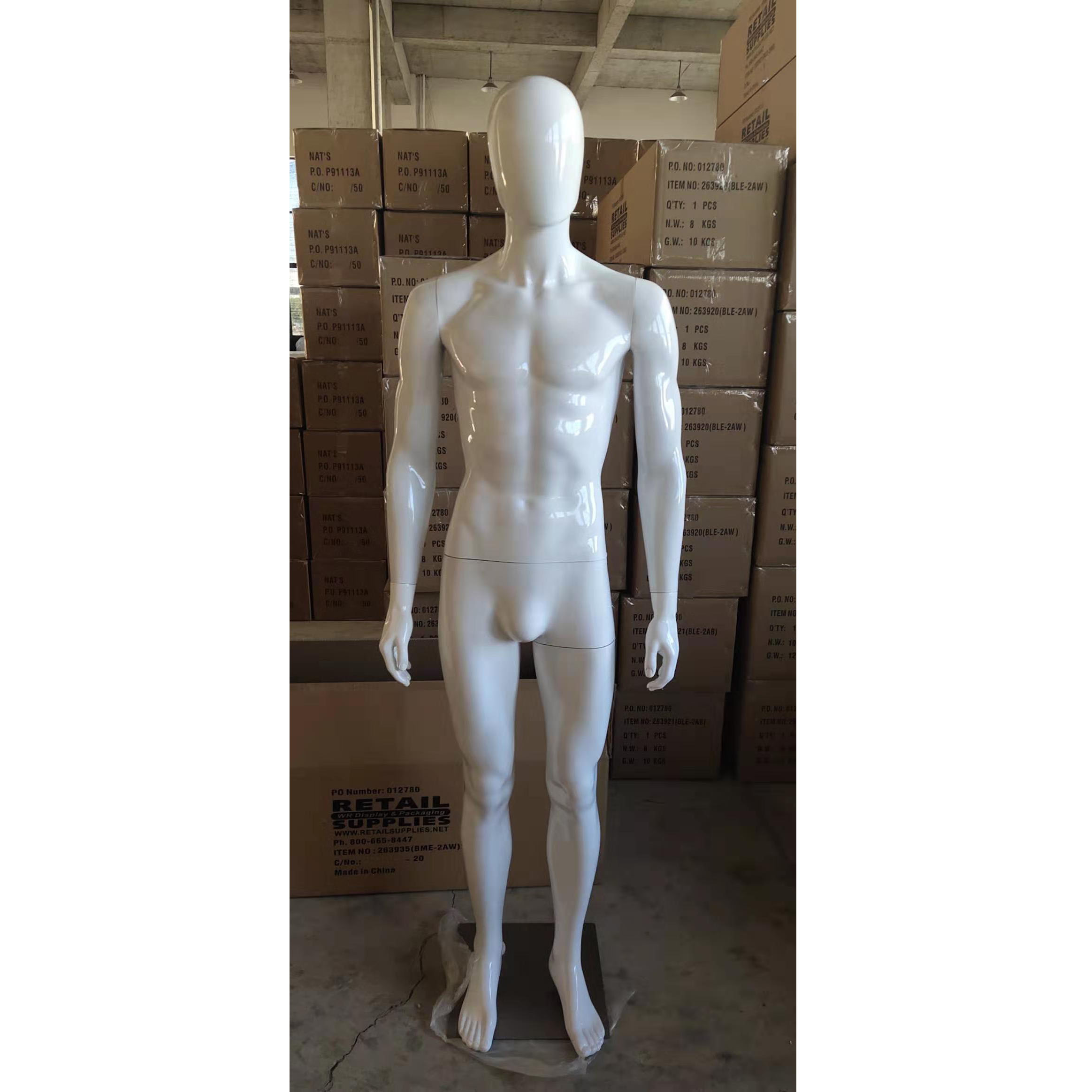 Modelos de maniquíes de moda: maniquíes elegantes para exhibiciones