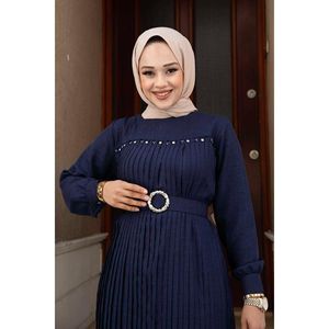 Robe Hijab Longue Plissée Détail Pierre Bleu Marine - Product Image 5