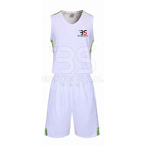 Ensemble d'uniformes de basket-ball de haute qualité avec impression par sublimation et logo d'équipe personnalisé uniformes de basket-ball personnalisés - Product Image 1
