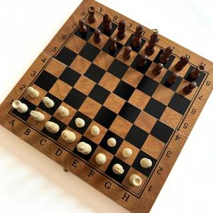 Jeu d'échecs en bois durable fait main avec design pour la décoration et les jeux disponible à des prix raisonnables - Product Image 3