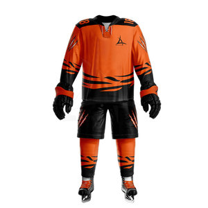 Uniforme de hockey sur glace respirant et léger, 100% polyester, vêtements de sport personnalisables, fabriqué au Pakistan - Product Image 1