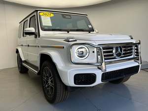 Mercedes-Benz Clase G G 550 4MATIC 2025, Como Nuevo, con un Nuevo Motor Turbo de 6 Cilindros en Línea de 3.0L con Sistema Híbrido Suave de 48 Voltios - Product Image 4