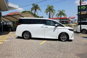 OFERTA Vehículo Usado 2024 4x4 Híbrido Z Top Importación Europea con Volante a la Izquierda/Derecha y Entrega Rápida Disponible - Product Image 3