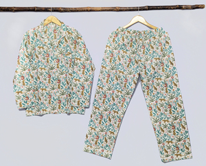 Pyjama d'été décontracté pour femmes en coton tissé imprimé |   Ensemble haut à manches longues et pyjama |   Vêtements de nuit confortables en gros - Product Image 1