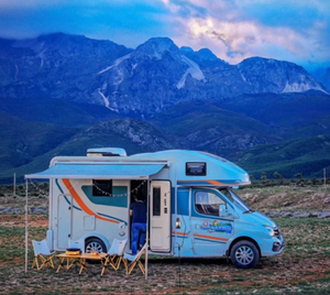 Autocaravana de Aluminio MAXUSS V100 Lista para Enviar a Rusia en 2024, Autocaravana de Alta Calidad para Acampar - Product Image 5