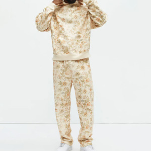 Survêtements en coton de haute qualité personnalisés, streetwear, ensembles de survêtements surdimensionnés, impression numérique, ensembles de sweats à capuche et shorts unisexes, décontractés - Product Image 3