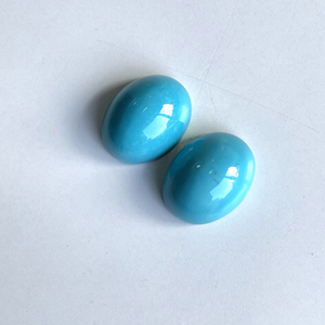 Cabochons turquoise d'Arizona de 60,24 carats, paire de 2 pièces, pierres précieuses naturelles pour la fabrication de bijoux fins - Product Image 1
