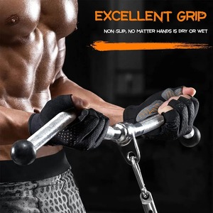 Logo personnalisé de meilleure qualité Vente en gros par un bon fabricant nouveau style Meilleur matériel Avec des tarifs bas pour les gants de fitness gym - Product Image 4