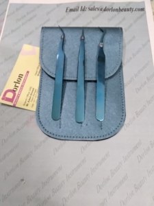 Pinzas para Pestañas de Plasma Plateadas y Azules Curvadas Profesionales a Precio de Mayoreo, Acero Inoxidable de Alta Calidad, Antiestáticas y Duraderas - Product Image 3