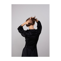 Robe en satin doux pour femmes avec ourlet à volants et longueur midi idéale pour les dîners et les événements d'été élégants pour femmes de luxe