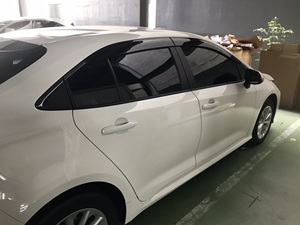 Pare-soleil de fenêtre à injection Pare-soleil de porte pour Corolla 4 portes (type injection)(E170) 	 19~On - Product Image 3