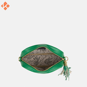 Sac à main en cuir véritable pour femmes de luxe le plus vendu Grand sac à bandoulière avec fermeture à glissière de style vintage de couleur unie - Product Image 6