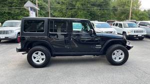 <span class=keywords><strong>Jeep</strong></span> <span class=keywords><strong>Wrangler</strong></span> JK <span class=keywords><strong>Unlimited</strong></span> d'occasion à bas prix, modèle 2018, à <span class=keywords><strong>vendre</strong></span> - Product Image 4