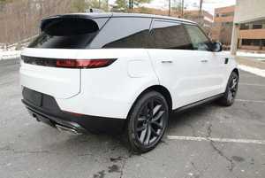 Nuevo Land Rover Range Rover Sport P360 SE 2025, 3.0L Turbo, Gasolina, Automático, Asientos de Cuero con Pantalla Táctil, Volante a la Izquierda, Color Oscuro - Product Image 3