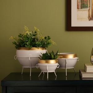 Ensemble élégant de 3 jardinières décoratives, idéal pour la verdure d'intérieur, le bureau à domicile, le balcon et une présentation élégante sur le sol ou la table, en provenance d'Inde - Product Image 3