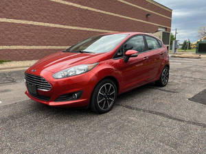 Usado 2019 F-or-d Fi-es-ta SE LHD - Product Image 3