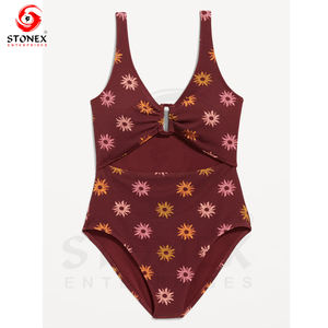 Ensemble de bikini réversible Slim Fit personnalisé pour femmes Vêtements de sport de fitness Maillot de bain deux pièces à imprimés personnalisés - Product Image 4
