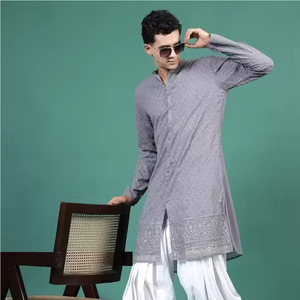 Top vente de haute qualité Kurta géométrique brodé paillettes Mandarin col Georgette Kurta ensemble pour hommes au prix de gros - Product Image 1