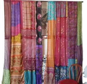 Cortina de Sari de Seda con Patchwork Hecho a Mano |   Cortina Personalizable Multicolor Reciclada de Estilo Bohemio Indio Vintage con Ojales y Transparencia Total - Product Image 4