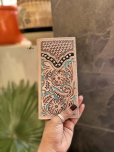 กระเป๋าสตางค์ใบยาวสำหรับผู้ชายดีไซน์ใหม่ทำมือแกะสลักหนังสีเทอร์ควอยซ์สไตล์ตะวันตกขายดีของขวัญที่ใส่เงินสดแฟชั่น - Product Image 2