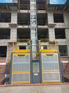SC200/200 Lift konstruksi, lift luar ruangan efisien untuk konstruksi vertikal kuning - Product Image 3