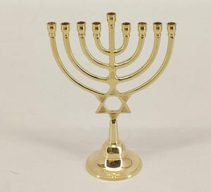 Bougeoir pilier candélabre de qualité supérieure avec logo personnalisé disponible en gros - Product Image 1