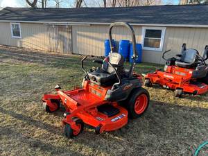 Tondeuse à rayon de rotation zéro Z422KWT-60 Kubota 2024: puissance et précision pour la tonte professionnelle - Product Image 5