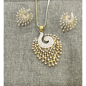 Épingle à cheveux de mariée en diamant blanc motif paon - Product Image 1