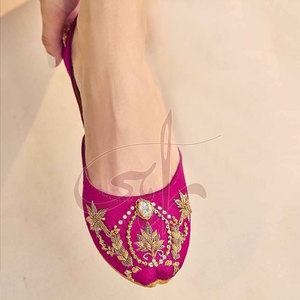 Al por Mayor, Precio Bajo, Khussa para Mujer, Color Rosa, Antideslizante, Estampado, Nueva Llegada, Parte Superior de Terciopelo de Alta Calidad - Product Image 6