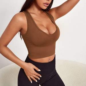 Top corto para adultos para gimnasio y entrenamiento de Yoga, tanque deportivo transpirable con sujetador incorporado, Spandex, logotipo personalizado, estilo Simple, venta al por mayor - Product Image 6