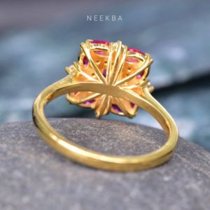 แหวนทับทิมรูปดอกไม้ประดับเพชรและเจ้าหญิงตัดในห้องปฏิบัติการขนาด14K แหวนทองแบบทึบดีไซน์ดอกไม้ไม่เหมือนใครสำหรับเปลี่ยนพลอย - Product Image 6