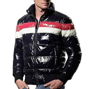 High Street Men's Stylish Puffer Jacket Abrigos y chalecos Tallas grandes Transpirable y cómodo para el clima de Pakistán - Product Image 1