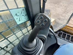 รถตัก279D รถตักตีนตะขาบ2018เครื่องยนต์กำลังปฏิบัติการสูงรถตักตีนตะขาบสภาพรถที่ใช้ - Product Image 3