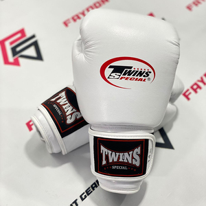 Gants de boxe de sparring Muay Thai professionnels avec logo personnalisé, vente de gants de sport d'arts martiaux, OEM, sac de sport MMA, gants d'entraînement - Product Image 1