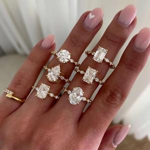 Bague Moissanite en argent sterling 925 bijoux fins avec placage en or blanc 18 carats bague de mariage de forme ronde pour les femmes - Product Image 1