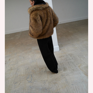 Veste en fausse fourrure surdimensionnée de luxe pour femmes manteau d'hiver en vrac veste en fausse fourrure moelleuse à la mode oem odm personnalisé - Product Image 5