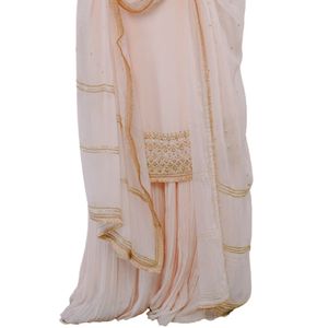 Set Sharara di seta pesca con dettagli di lavoro a mano elegante abbigliamento etnico da donna per feste nuziali - Product Image 6